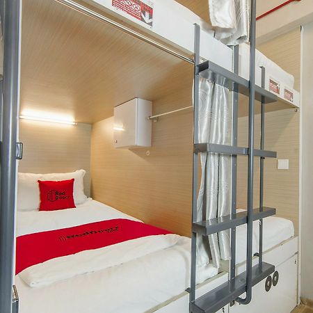 Reddoorz Hostel @ Jalan Besar Сингапур Экстерьер фото